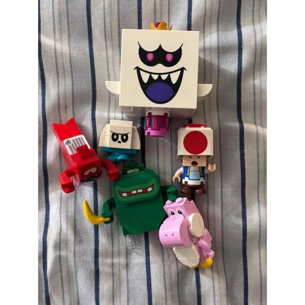 Lego Mario Set Bundle - Picture 9 of 9
